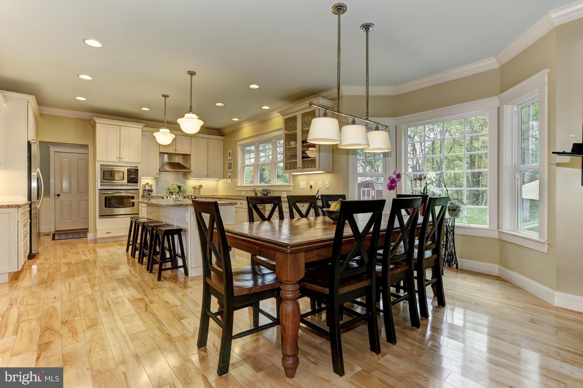 4835 South Polling House Road Lothian, MD 20711 - Photo 8 of 29 Large table/breakfast area
