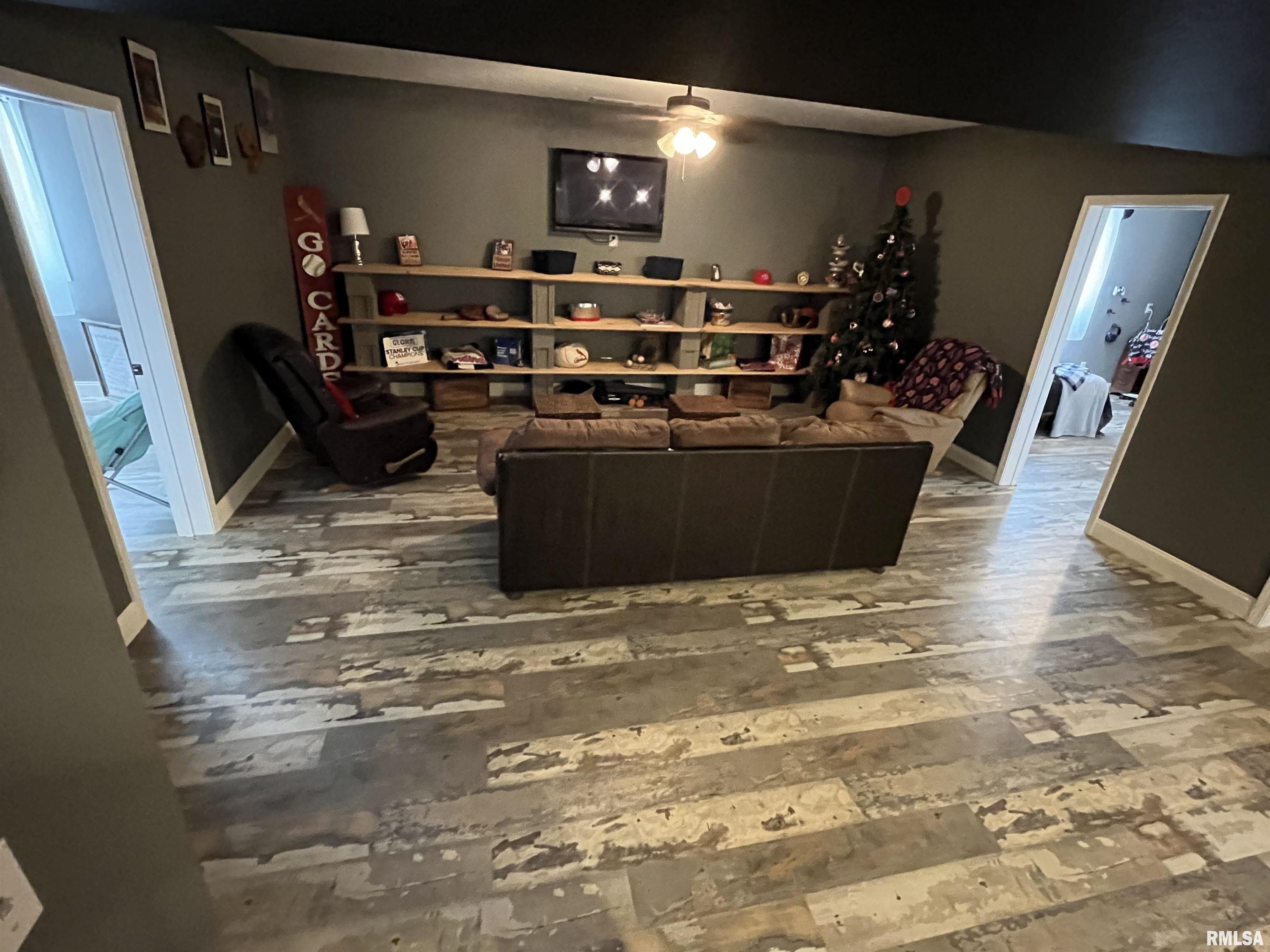 4646 Hotze Road Salem, IL 62881 - Photo 44 of 50