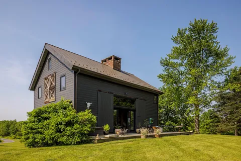 $2,750,000 | 114 Best Lane, Germantown, NY 12526