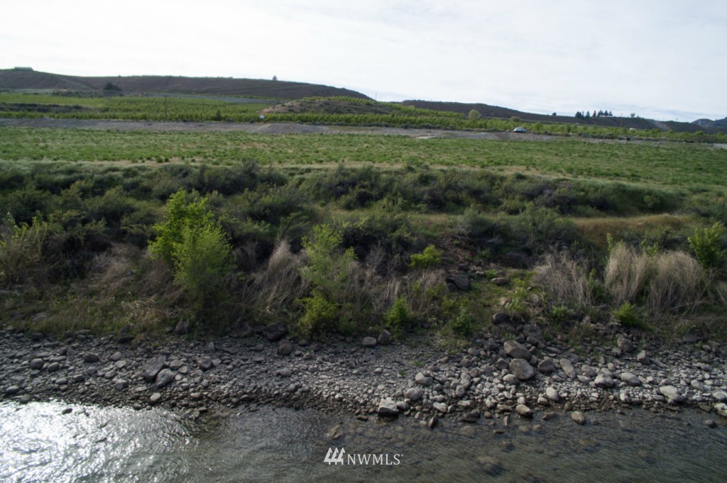 11 Hugo Road Chelan, WA 98816 - Photo 24 of 25 Gallery Image 24
