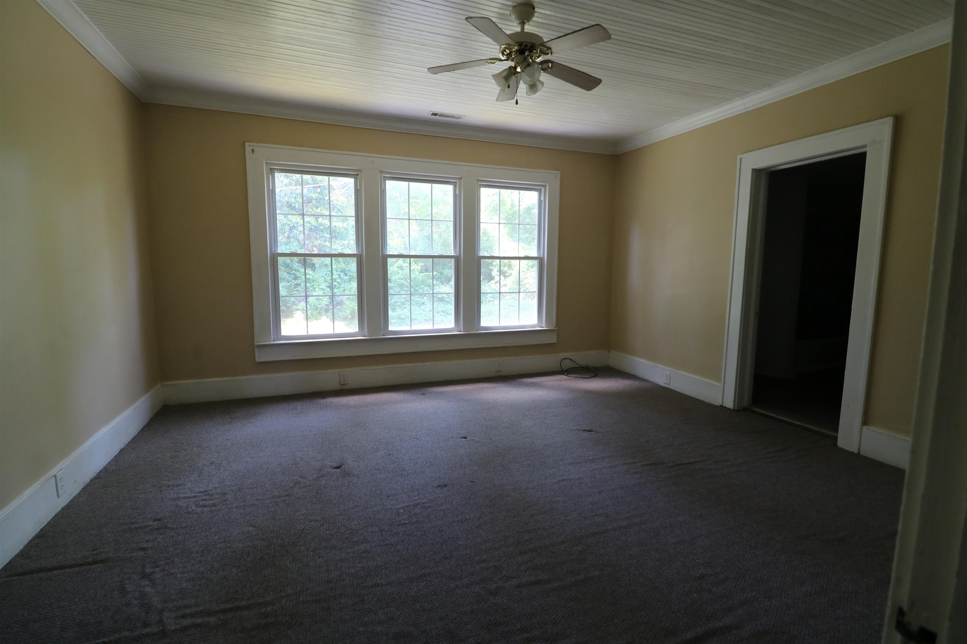 302 South Main Street Lake View, SC 29563 - Photo 12 of 27