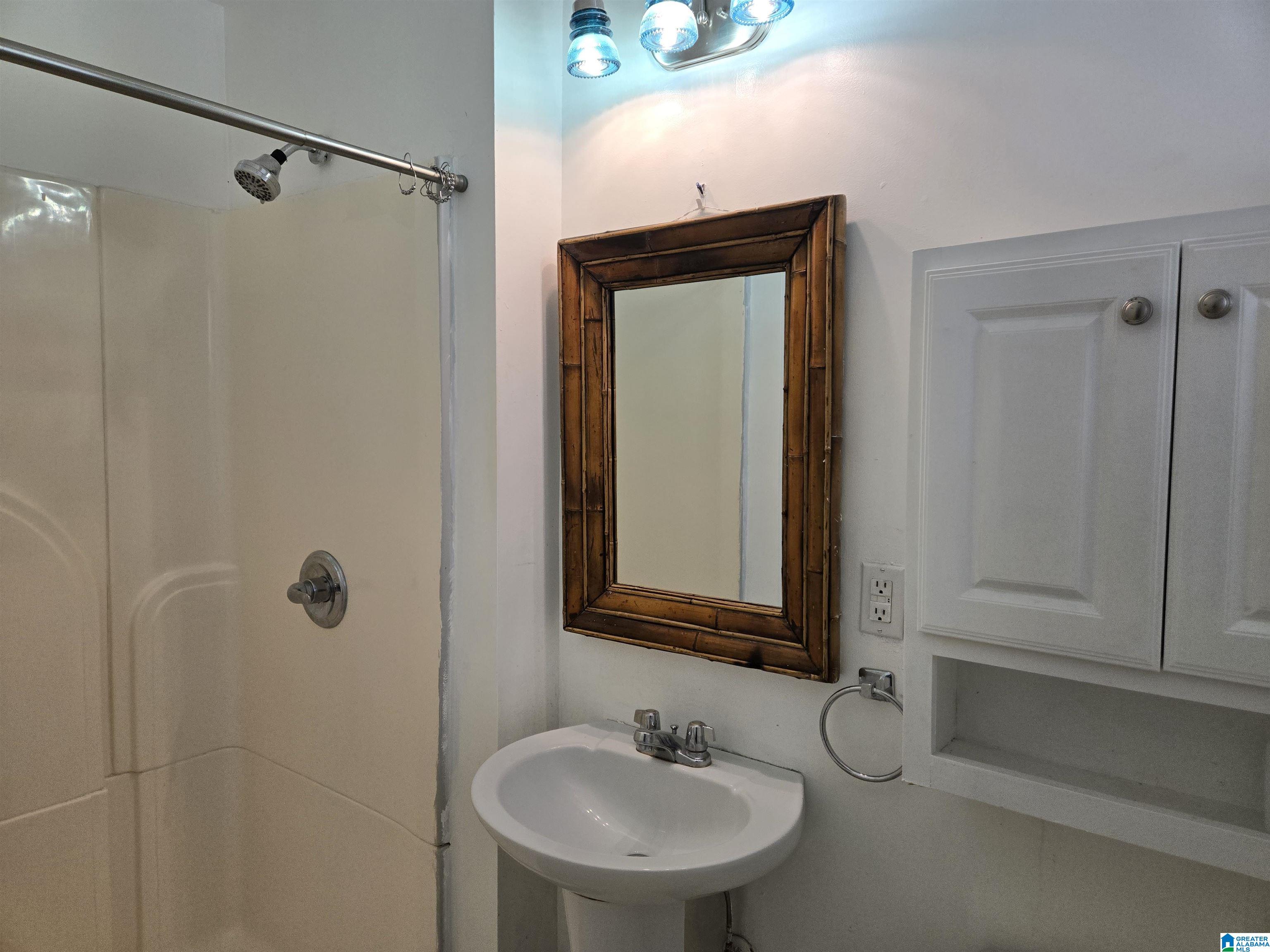 4048 Dolly Ridge Road Vestavia Hills, AL 35243 - Photo 13 of 21