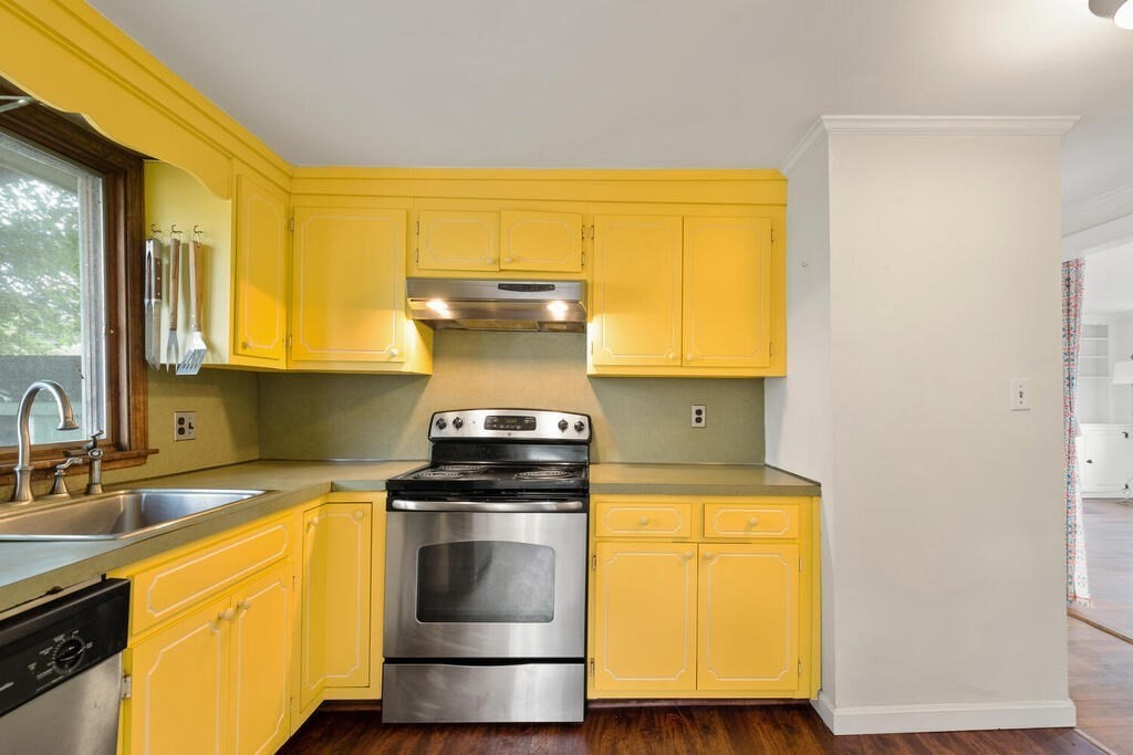 12 Old Farm Road Beverly, MA 01915 - Photo 11 of 27 Gallery Image 11