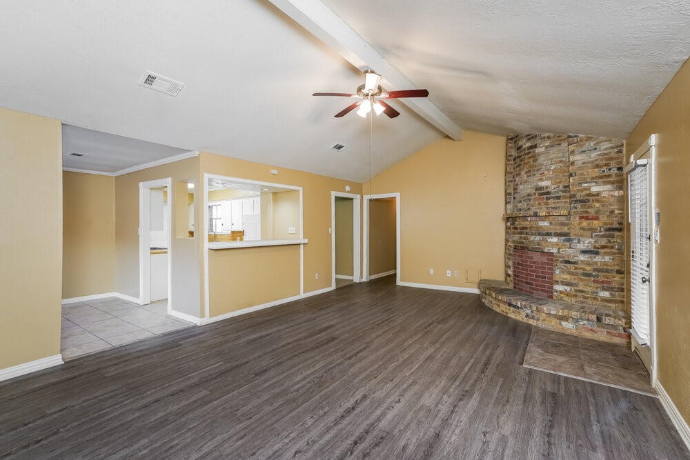 23331 Bayleaf Drive Spring, TX 77373 - Photo 5 of 16 Gallery Image 5