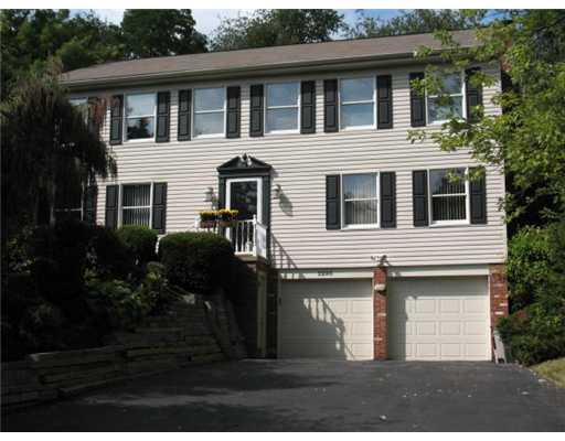 2296 Cramden Road Upper St. Clair, PA 15241 - Photo 1 of 11 Exterior Front.