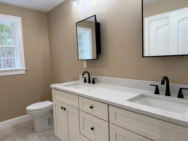 $899,000 | 79 Park Drive, Acushnet, MA 02743