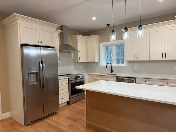 $899,000 | 79 Park Drive, Acushnet, MA 02743