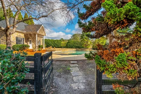 $1,349,900 | 2540 Appaloosa Trail, Marietta, GA 30064