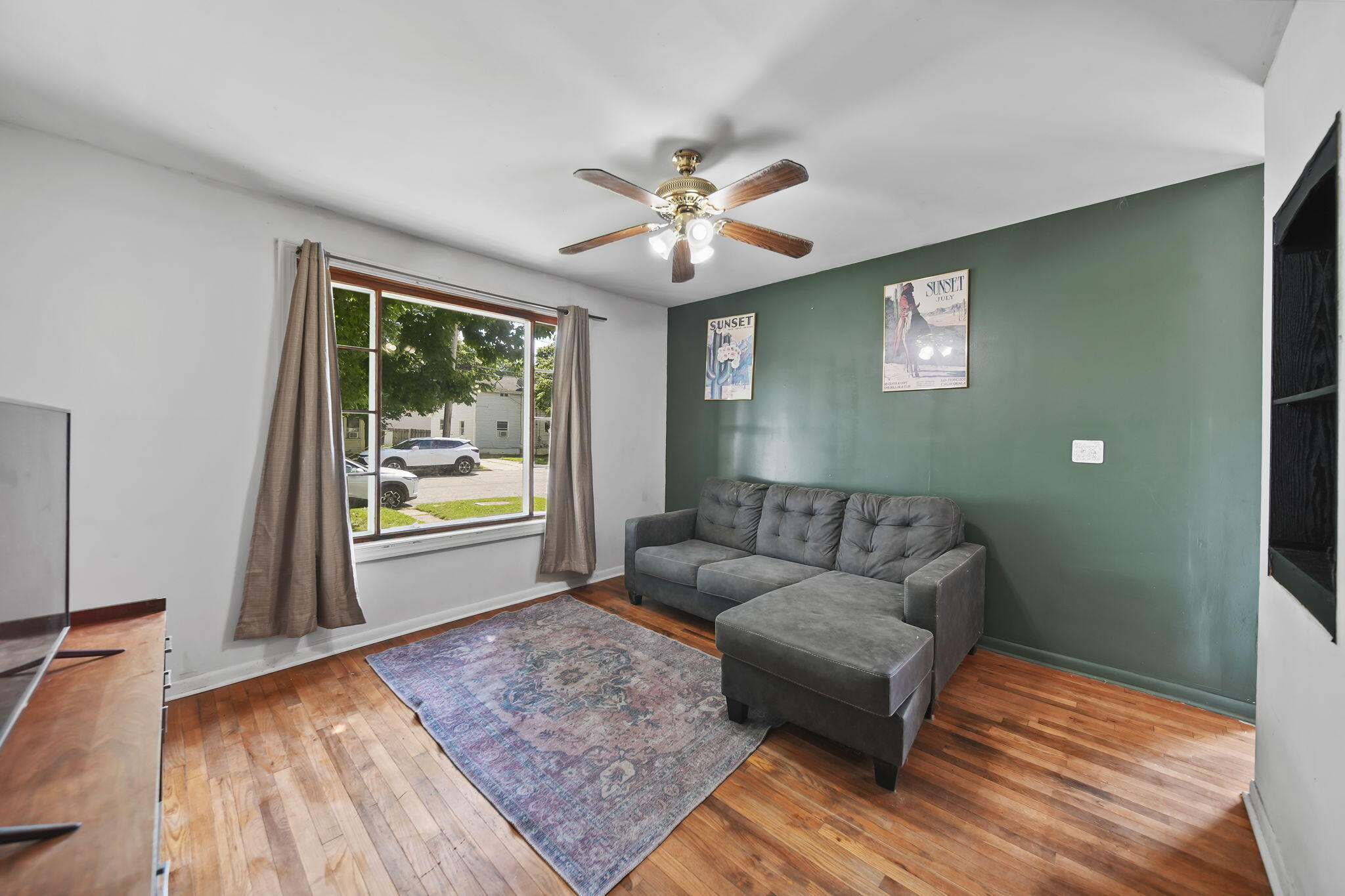 709 East Front Street Adrian, MI 49221 - Photo 23 of 29 25-web-or-mls-DSC04401