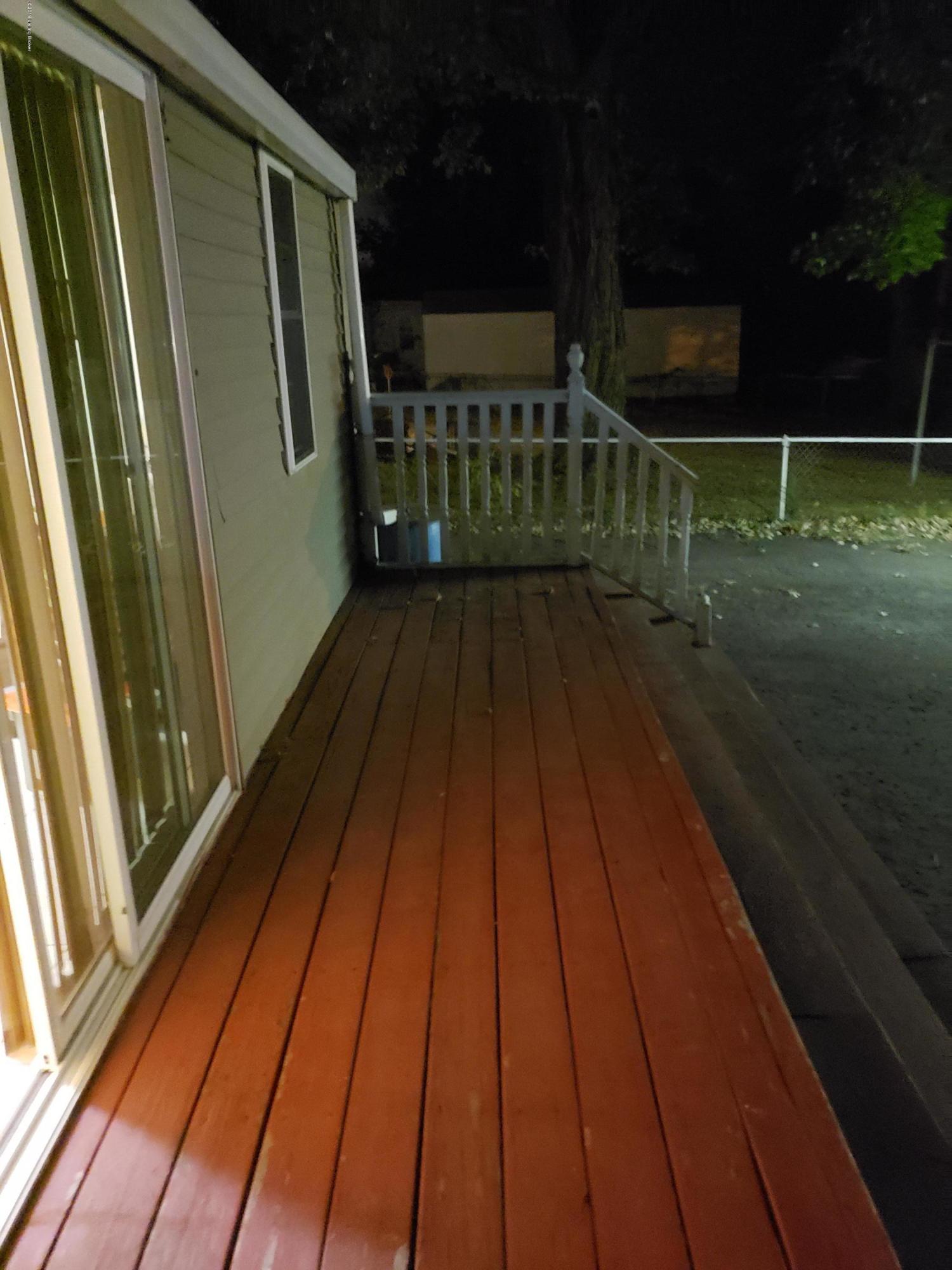 9808 Blue Lick Road Louisville, KY 40229 - Photo 28 of 29 20190930_205614