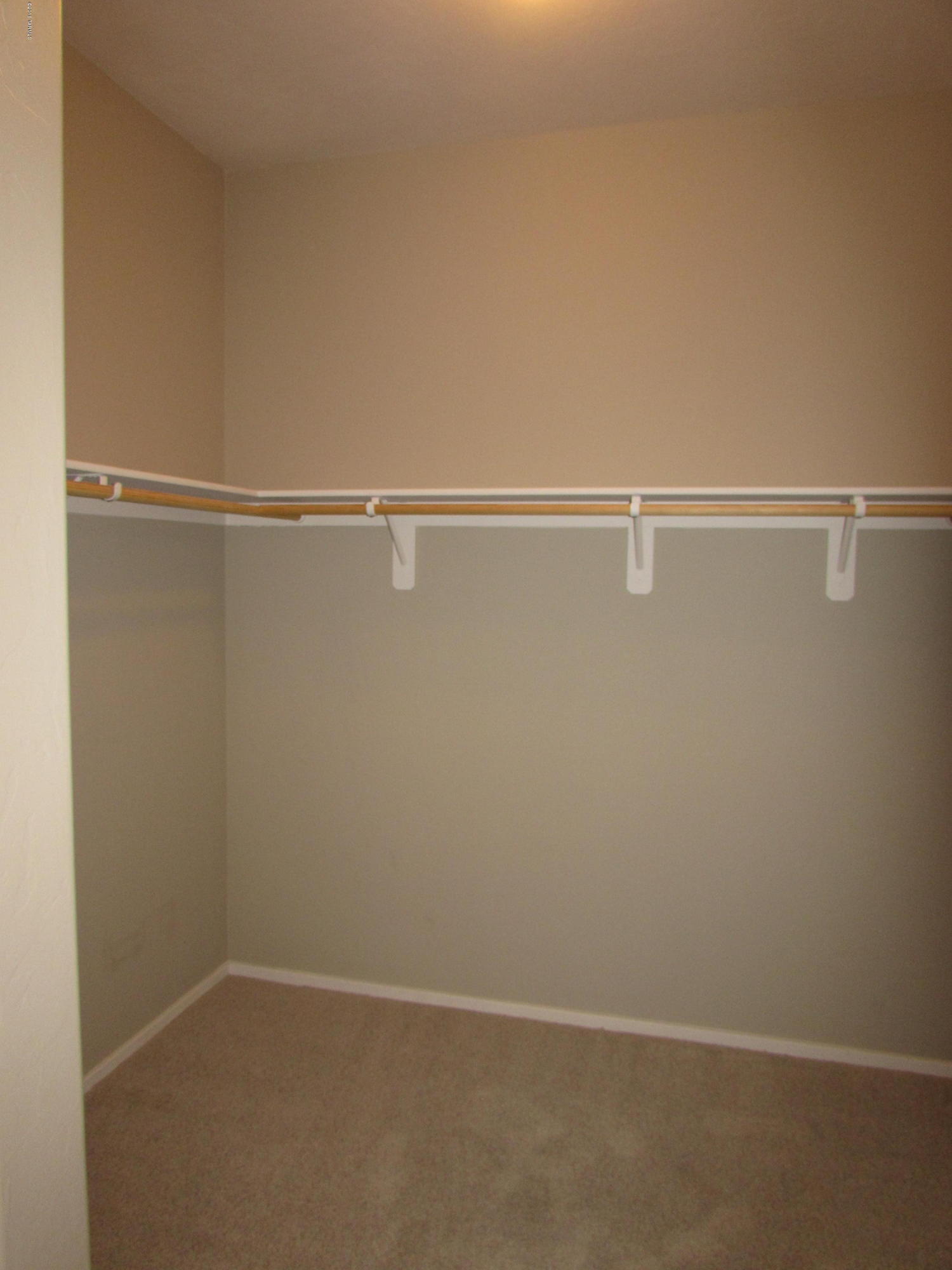 2018 East River Road, Unit 103 Tucson, AZ 85718 - Photo 8 of 12