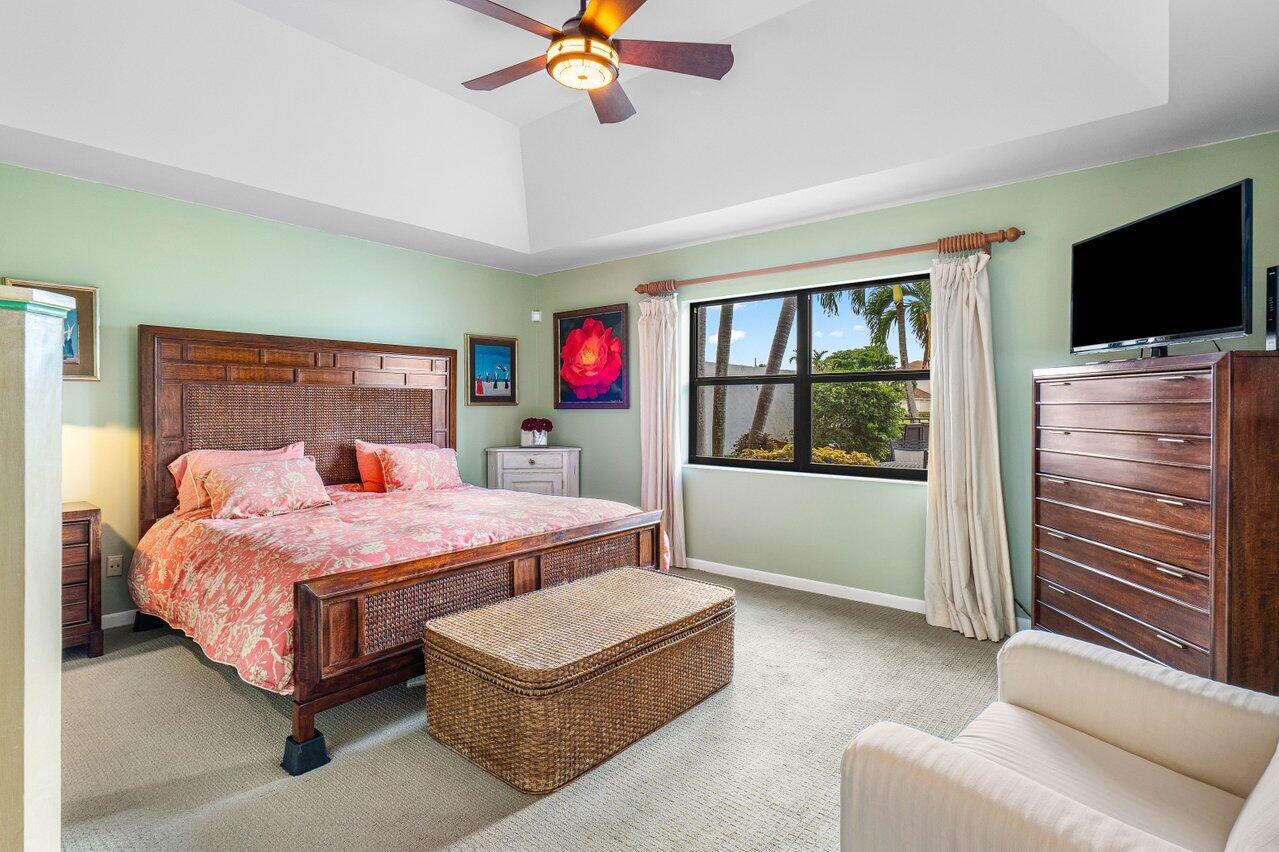 17468 Vía Capri Boca Raton, FL 33496 - Photo 13 of 43 Primary Bedroom