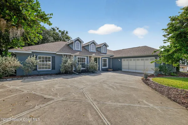 $375,000 | 3401 Indian Trail, Eustis, FL 32726