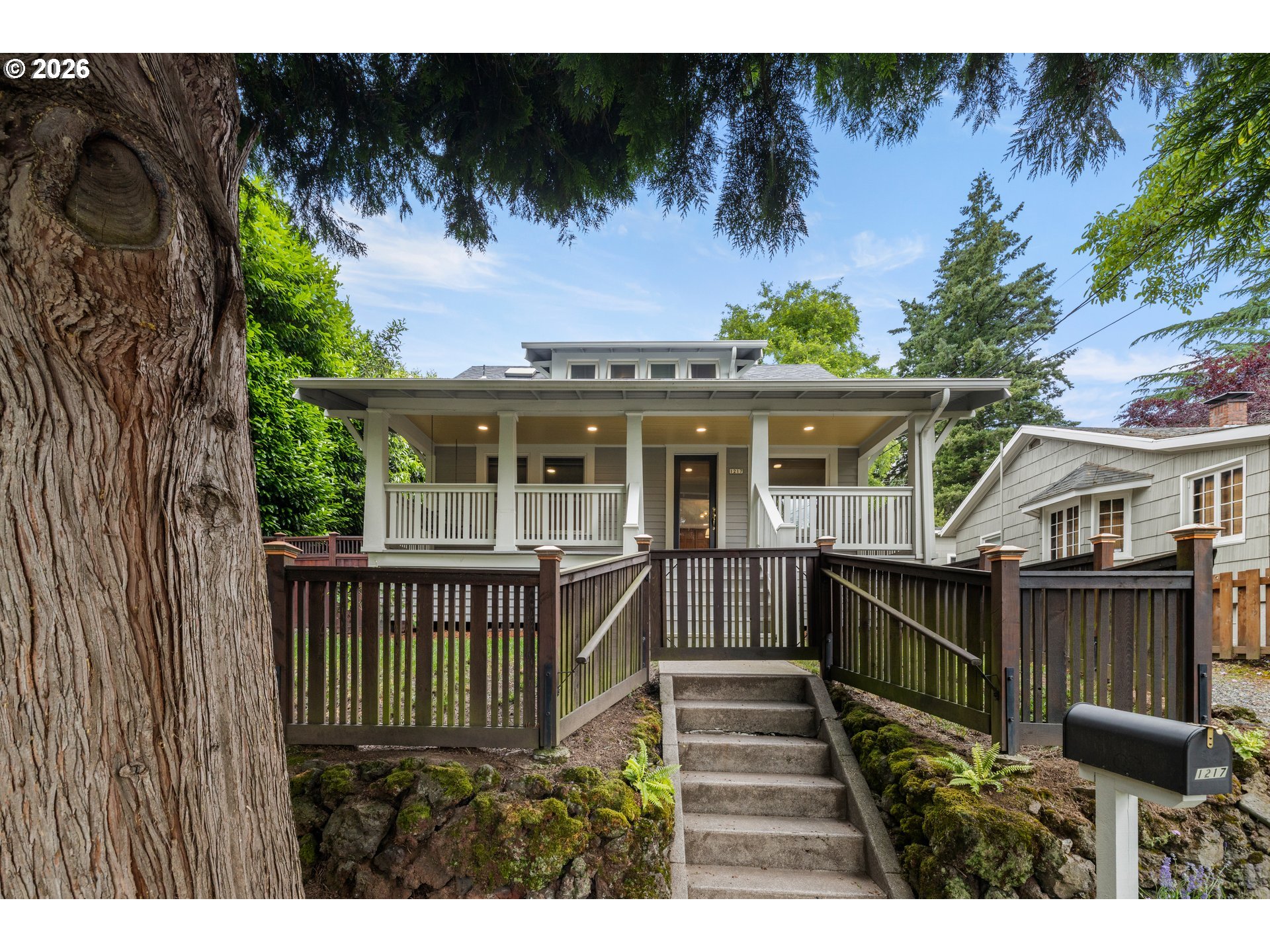 1217 Southwest Spring Garden Street Portland, OR 97219 - Photo 44 of 46 Gallery Image 44