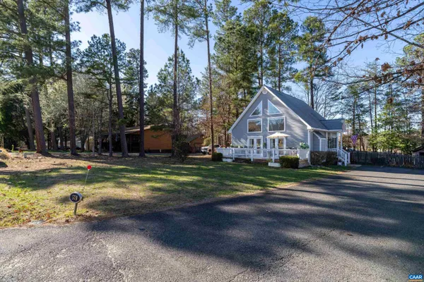 $350,000 | 579 Jefferson Drive, Palmyra, VA 22963