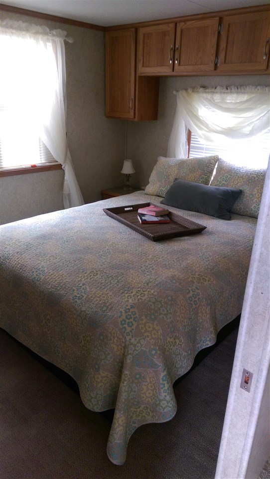 24 Dock Road, Unit 18 Gilford, NH 03249 - Photo 18 of 23