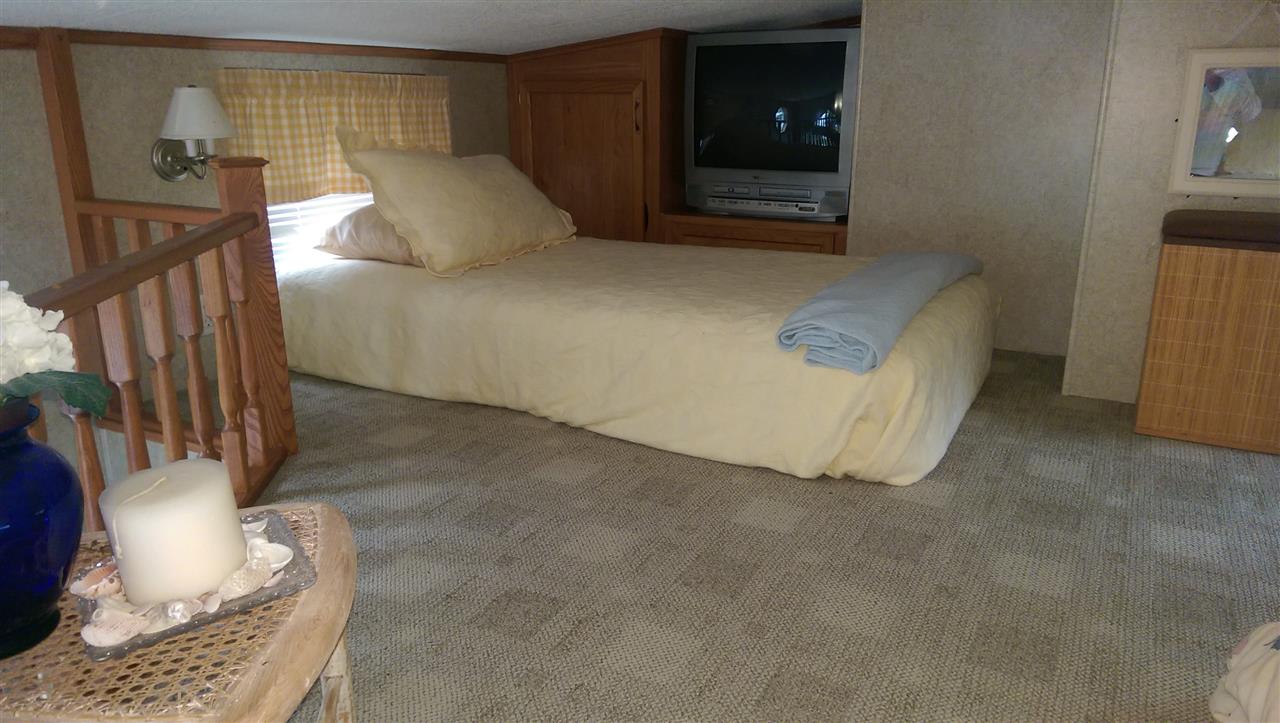 24 Dock Road, Unit 18 Gilford, NH 03249 - Photo 21 of 23