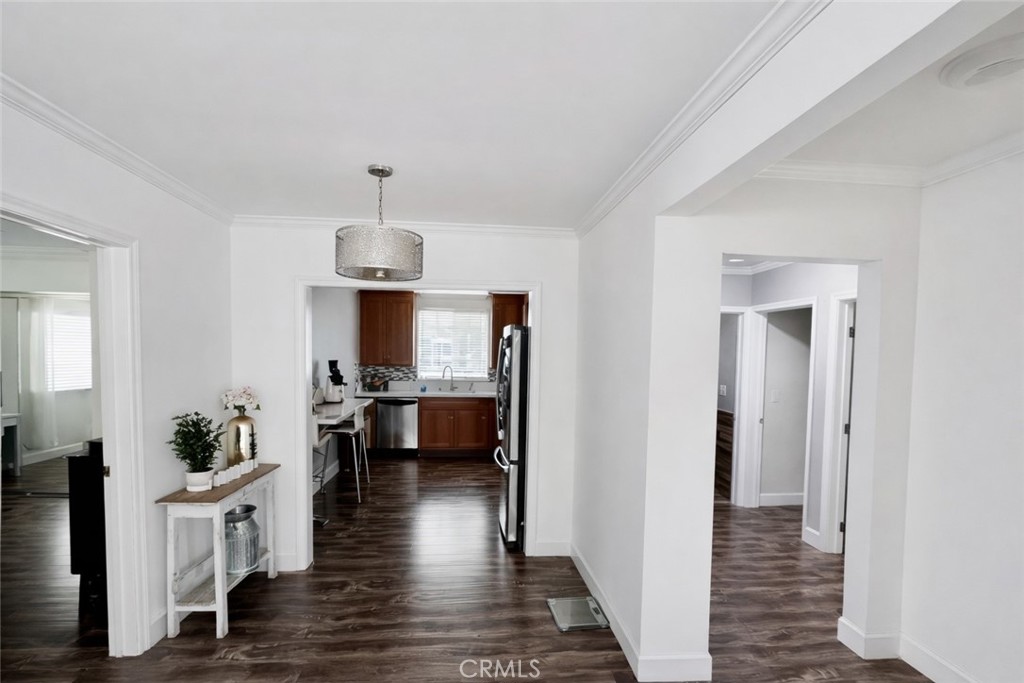 10152 Stanwin Avenue Arleta, CA 91331 - Photo 12 of 36