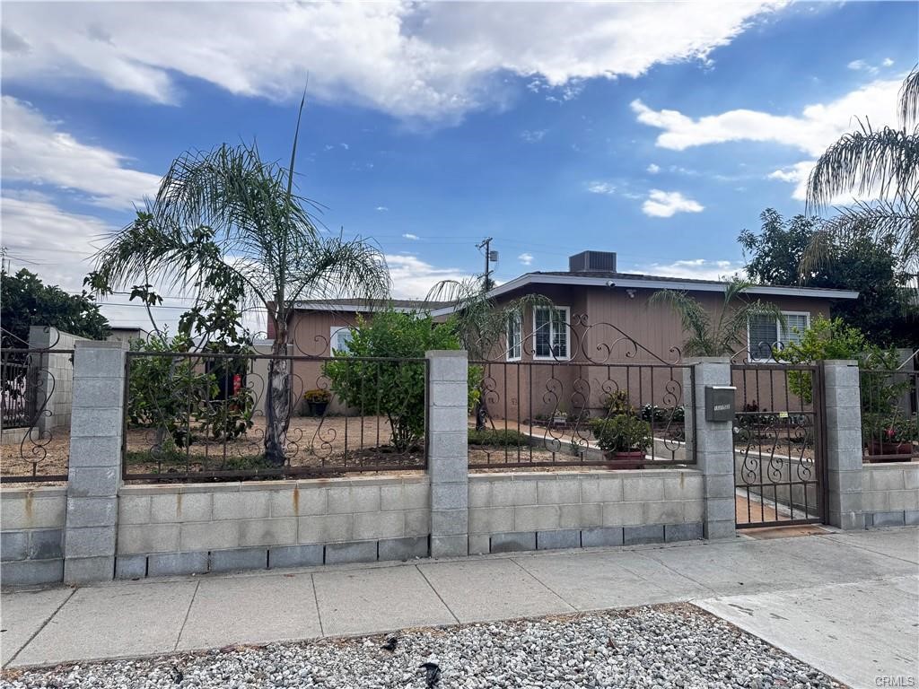 10152 Stanwin Avenue Arleta, CA 91331 - Photo 2 of 36