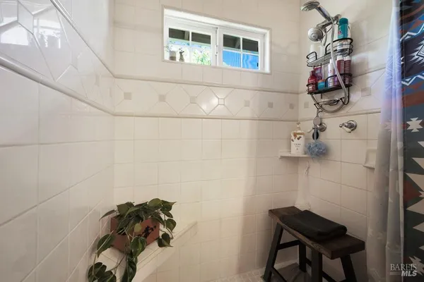 $1,590,000 | 23180 Maffei Road, Sonoma, CA 95476