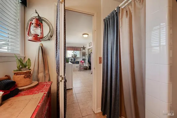 $1,590,000 | 23180 Maffei Road, Sonoma, CA 95476