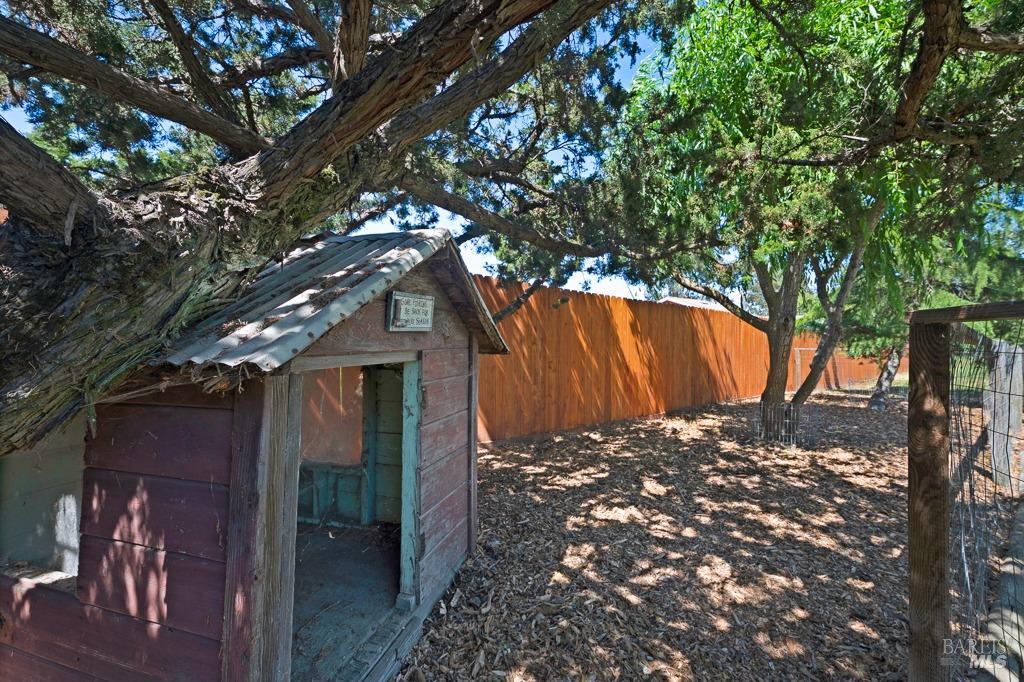 23180 Maffei Road Sonoma, CA 95476 - Photo 34 of 61 Dog run.