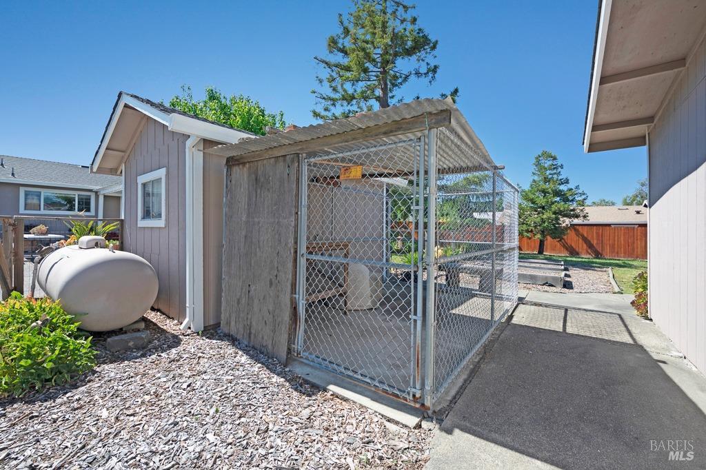 23180 Maffei Road Sonoma, CA 95476 - Photo 40 of 61 Pet enclosure.
