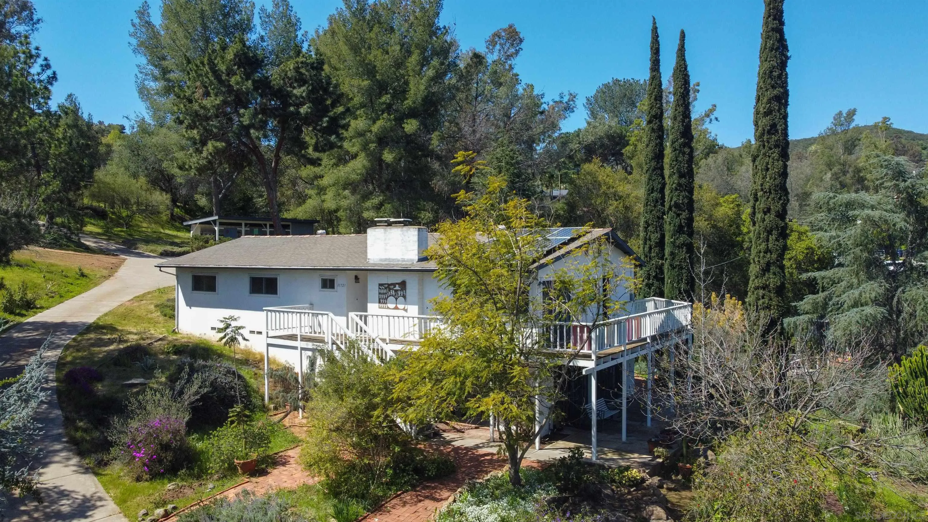 11721 Johnson Lake Road Lakeside, CA 92040 - Photo 1 of 71 Gallery Image 1