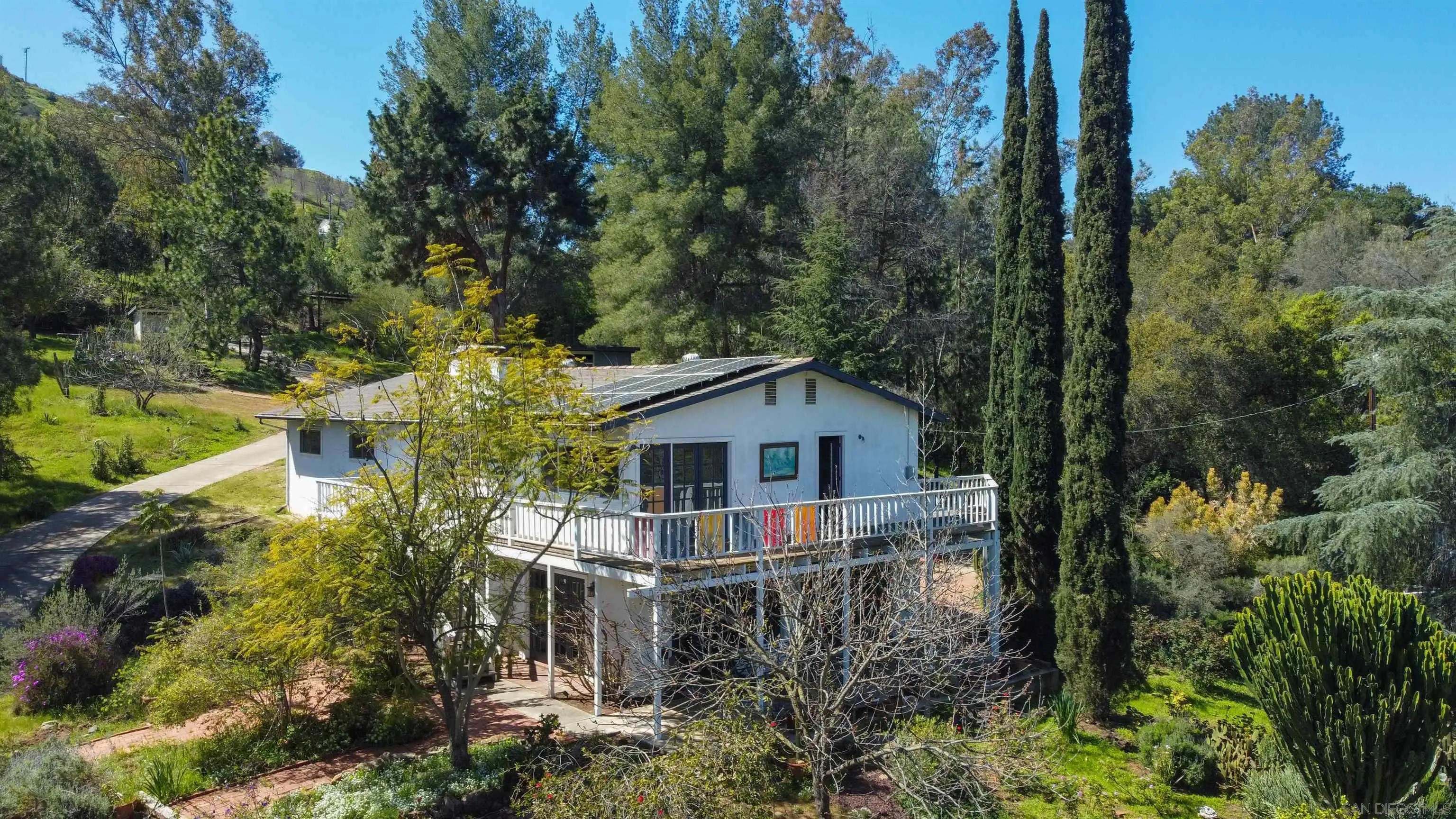 11721 Johnson Lake Road Lakeside, CA 92040 - Photo 2 of 71 Gallery Image 2