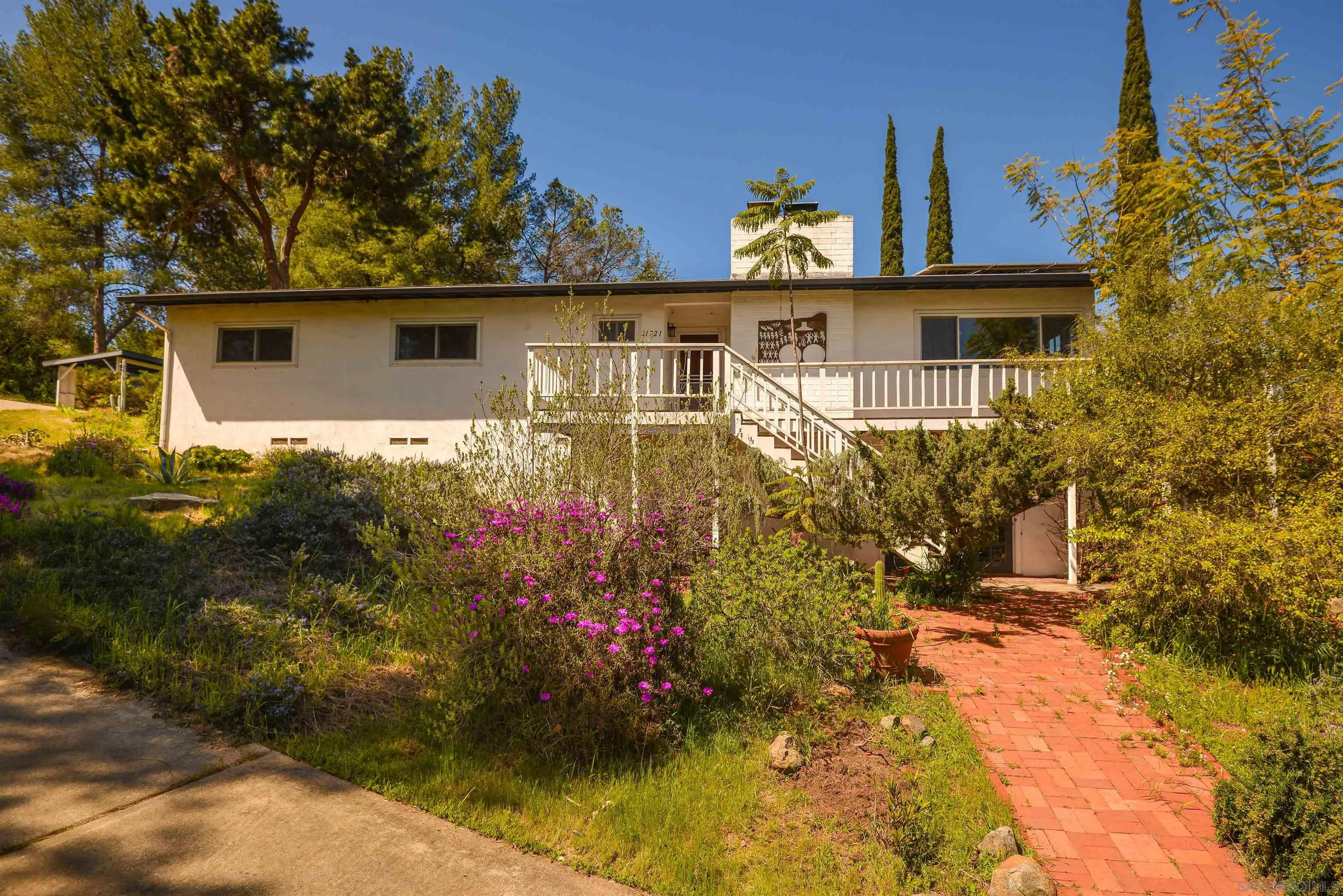11721 Johnson Lake Road Lakeside, CA 92040 - Photo 21 of 71 Gallery Image 21
