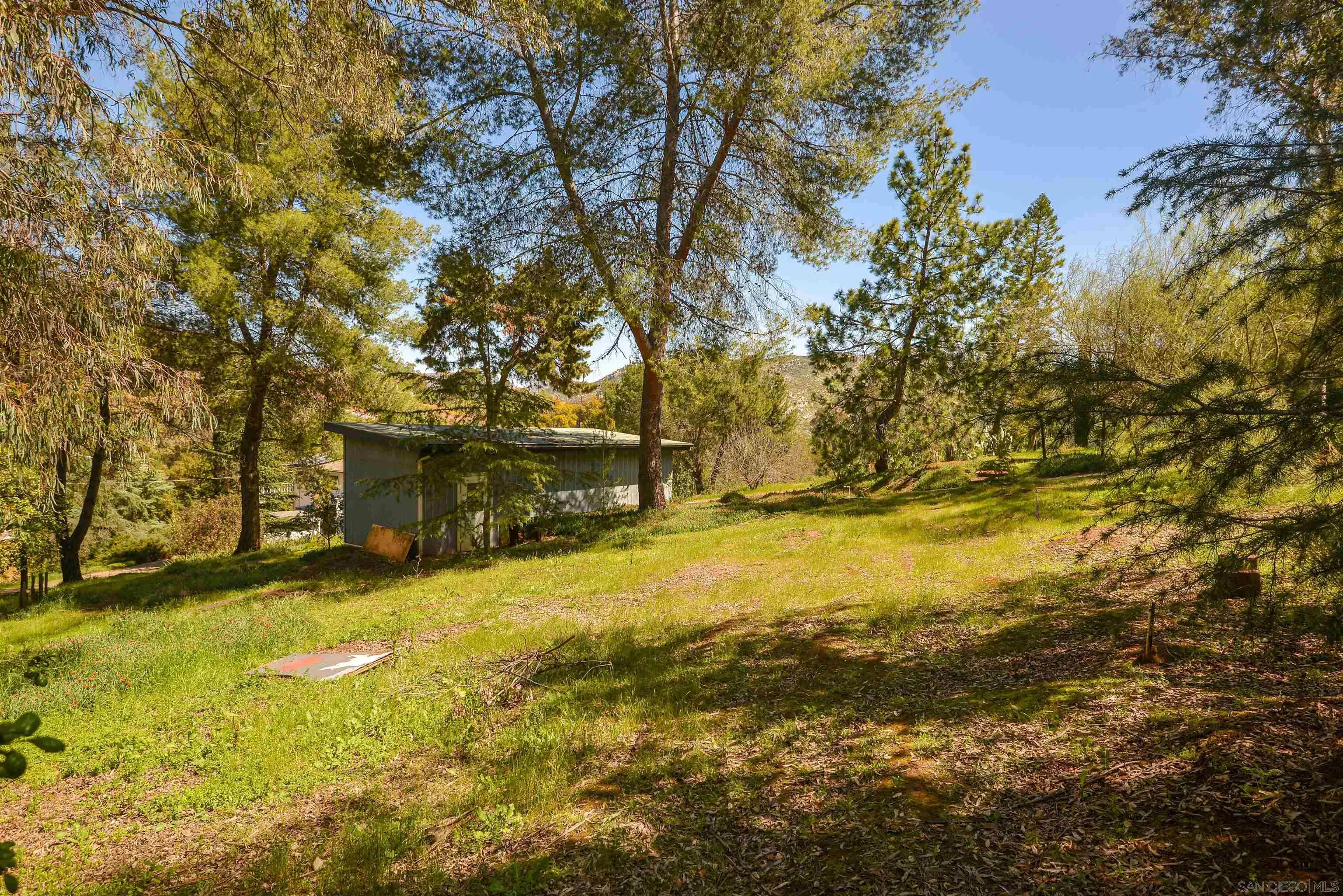 11721 Johnson Lake Road Lakeside, CA 92040 - Photo 36 of 71 Gallery Image 36