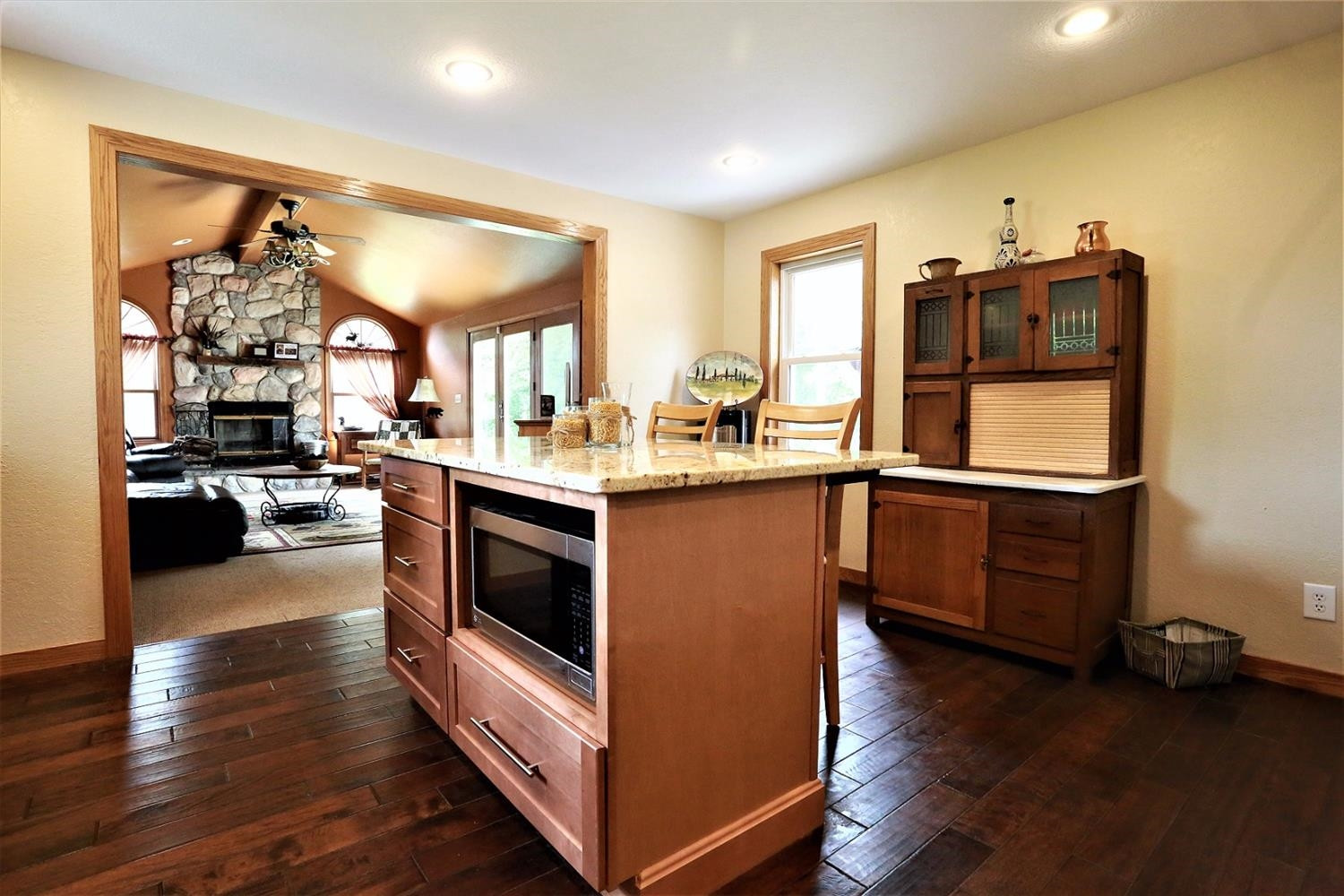 8071 Summerfield Road Petersburg, MI 49270 - Photo 8 of 10 Photo 8