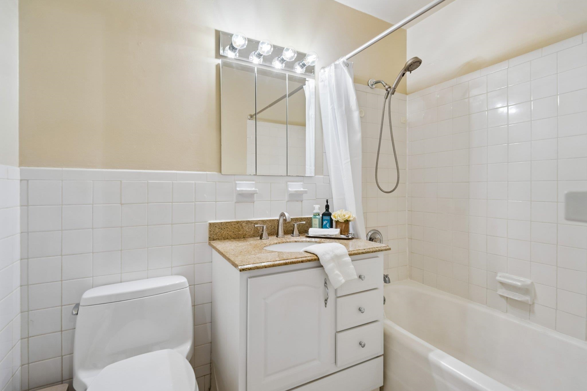 1375 River Road, Unit 1A Edgewater, NJ 07020 - Photo 13 of 17