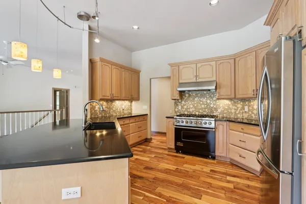 $699,900 | 6748 Yale Drive, Franklin, WI 53132