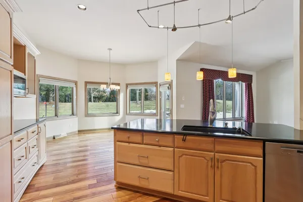 $699,900 | 6748 Yale Drive, Franklin, WI 53132