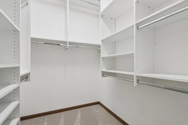 $699,900 | 6748 Yale Drive, Franklin, WI 53132