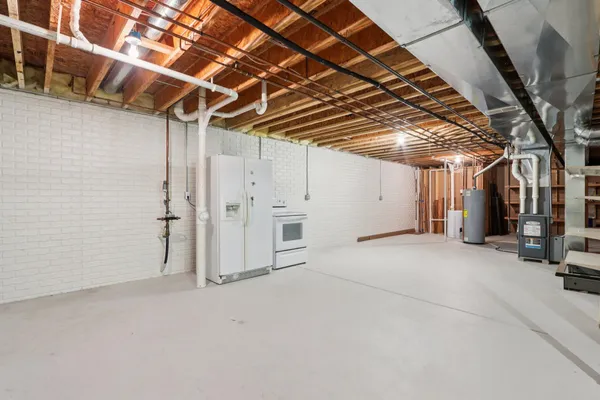 $699,900 | 6748 Yale Drive, Franklin, WI 53132