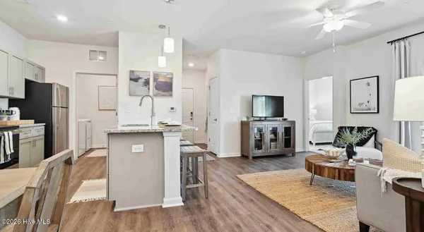 $1,820 | 115 Beaumont Oaks Drive, Unit DRIFTWOOD, Wilmington, NC 28411