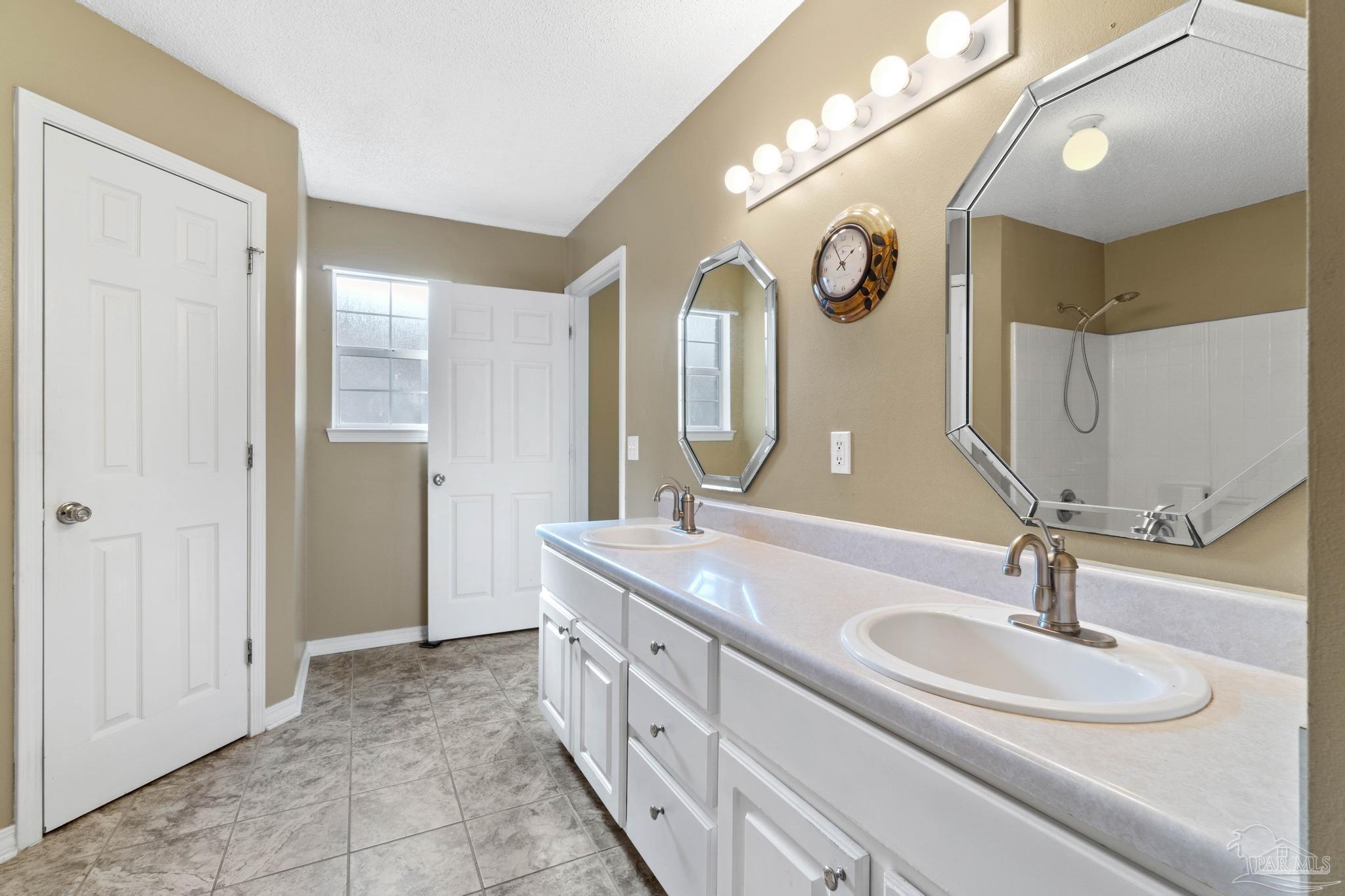 2751 Augustus Road Navarre, FL 32566 - Photo 22 of 39