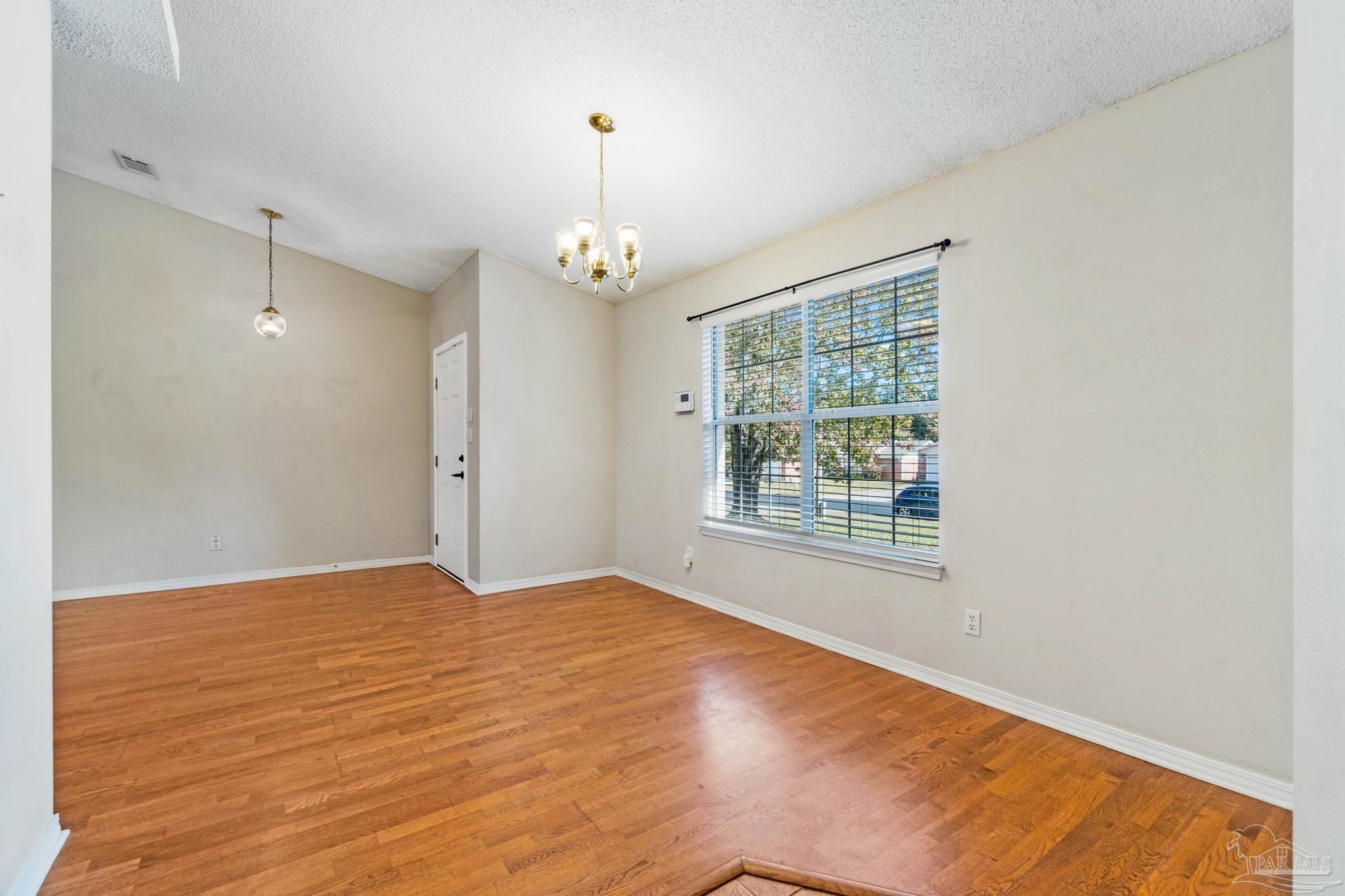 2751 Augustus Road Navarre, FL 32566 - Photo 8 of 39