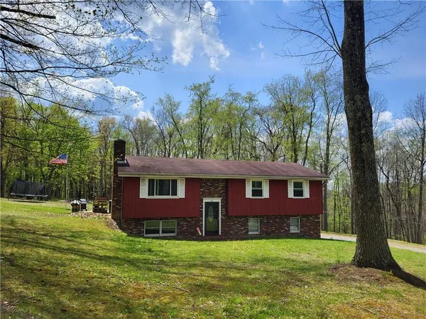 $330,000 | 45 Coulter Estates Drive, Burgettstown, PA 15021