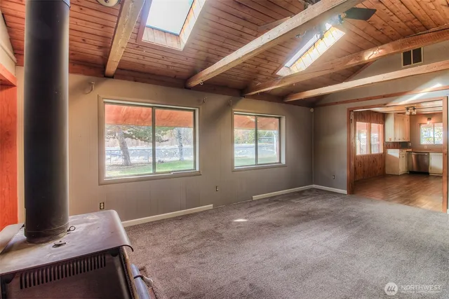 $300,000 | 10461 Highway 410, Naches, WA 98937