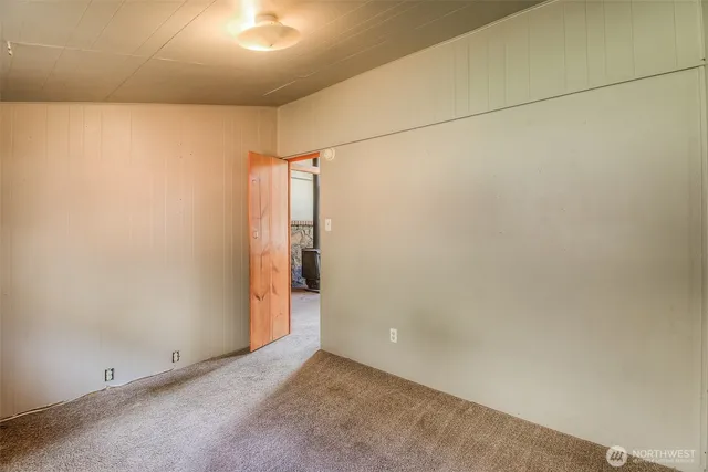 $300,000 | 10461 Highway 410, Naches, WA 98937