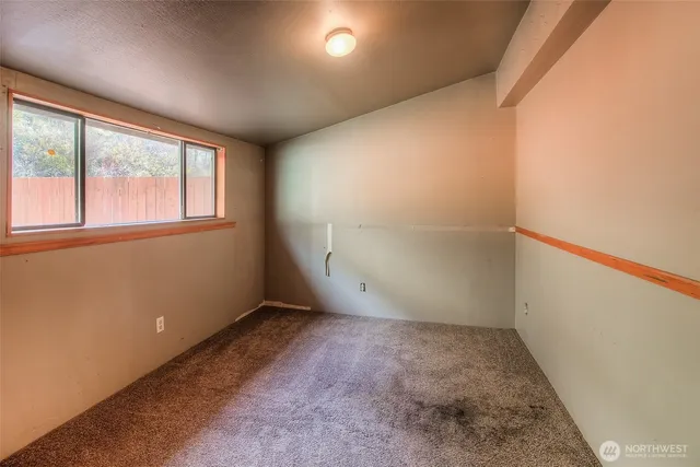 $300,000 | 10461 Highway 410, Naches, WA 98937