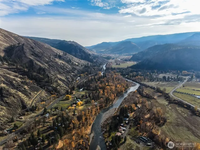 $300,000 | 10461 Highway 410, Naches, WA 98937