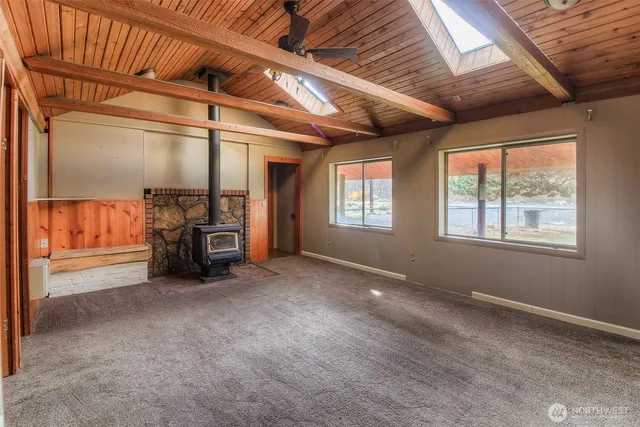 $300,000 | 10461 Highway 410, Naches, WA 98937