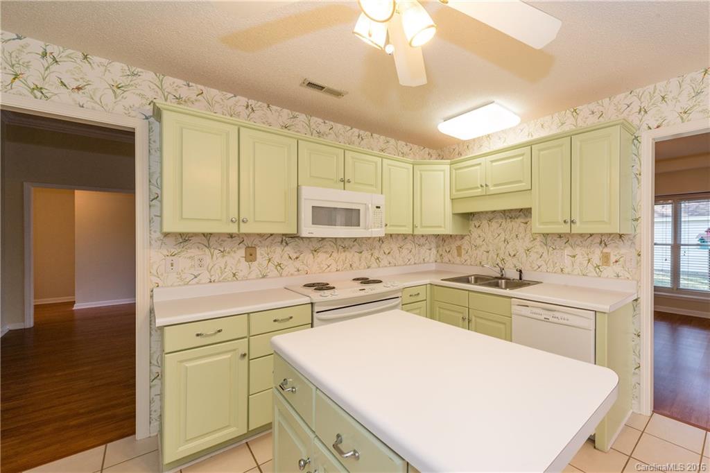 231 Point Wylie Lane Fort Mill, SC 29708 - Photo 7 of 23