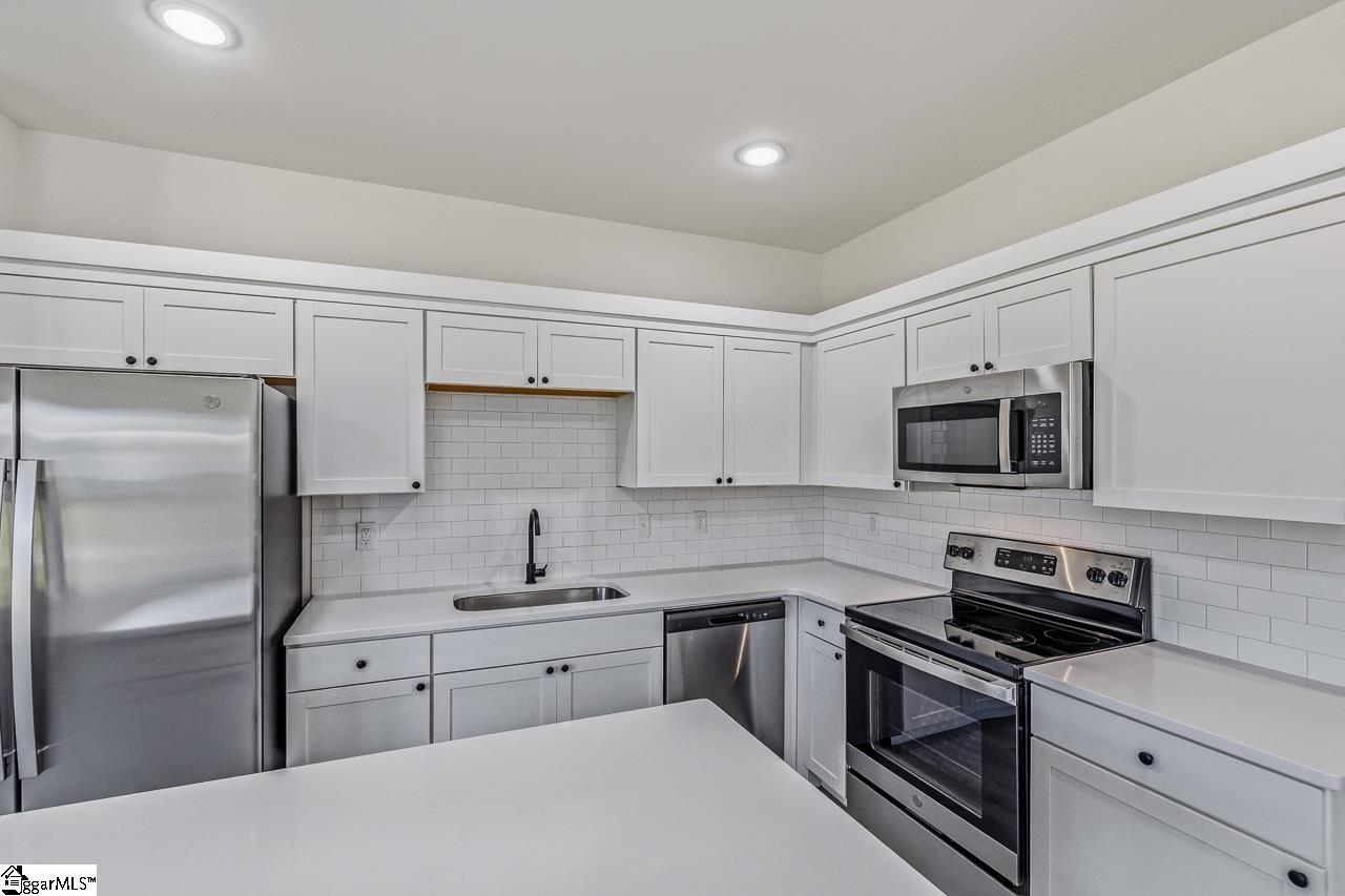 4050 Parris Bridge Road, Unit 4048 Boiling Springs, SC 29316 - Photo 5 of 43