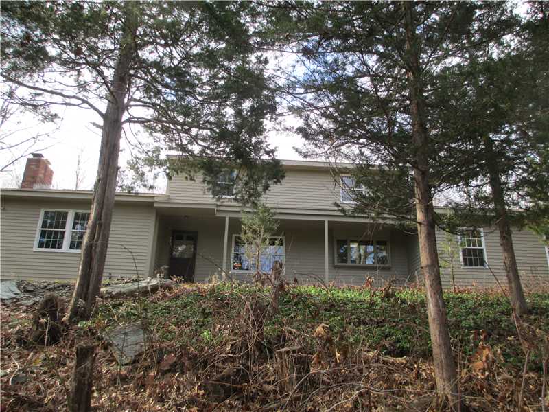 14 Longmeadow Road Lincoln, RI 02865 - Photo 18 of 19 Exterior Front.