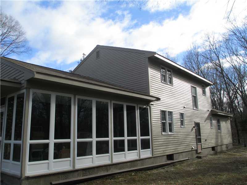 14 Longmeadow Road Lincoln, RI 02865 - Photo 3 of 19 Exterior Back.